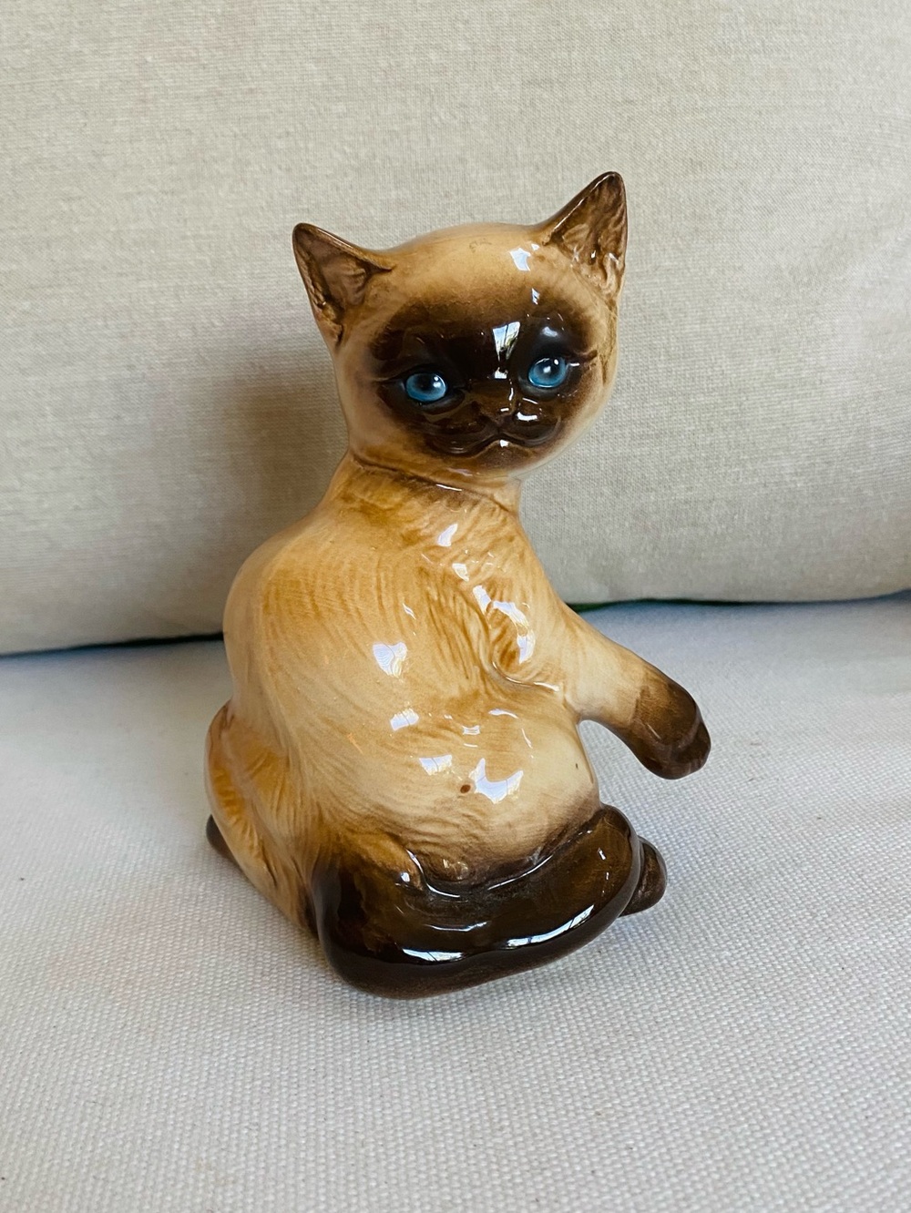 VTG Goebel Porcelain Siamese Kitty Cat Sitting Figurine West Germany 5.5”